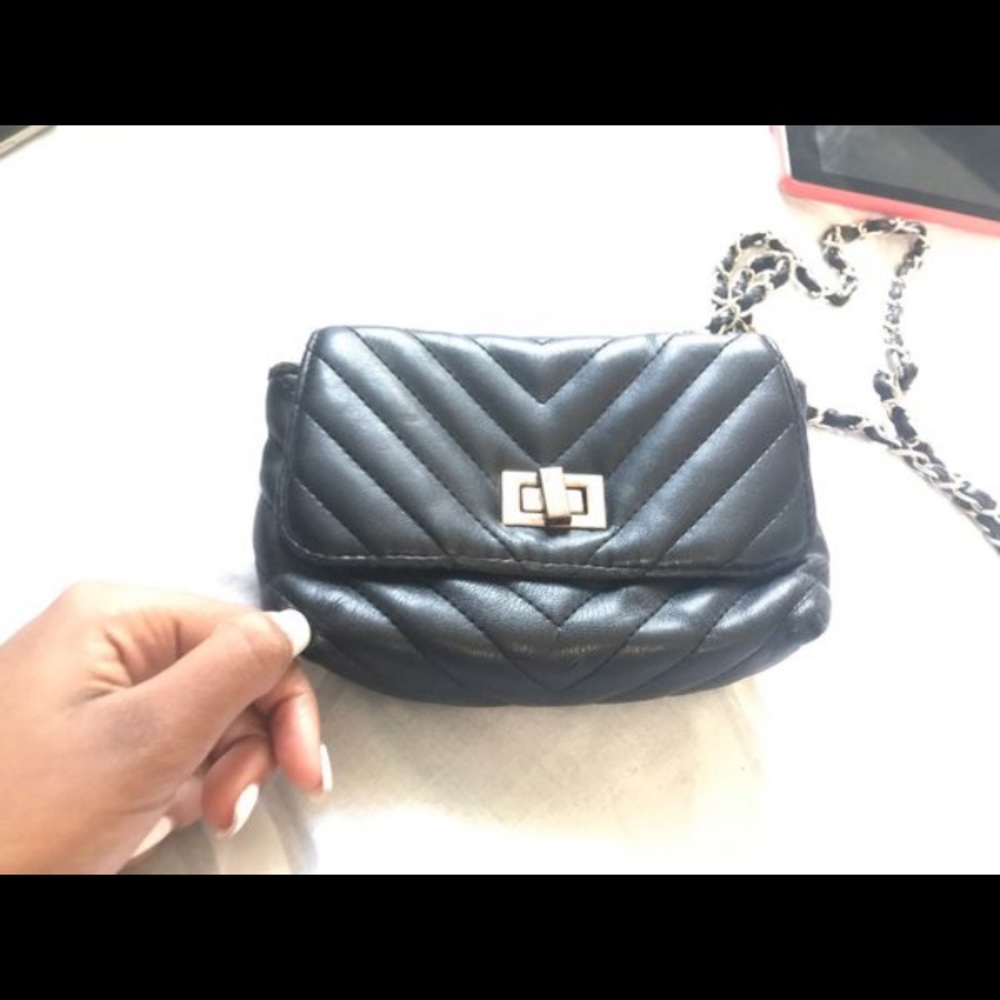 STEVE MADDEN CROSSBODY PURSE